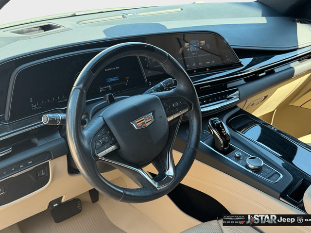 Used 2024 Cadillac Escalade Premium Luxury w/ LPO, Floor Liner Package AWD/4WD image 29