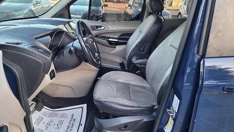 Used 2016 Ford Transit Connect Titanium FWD image 9