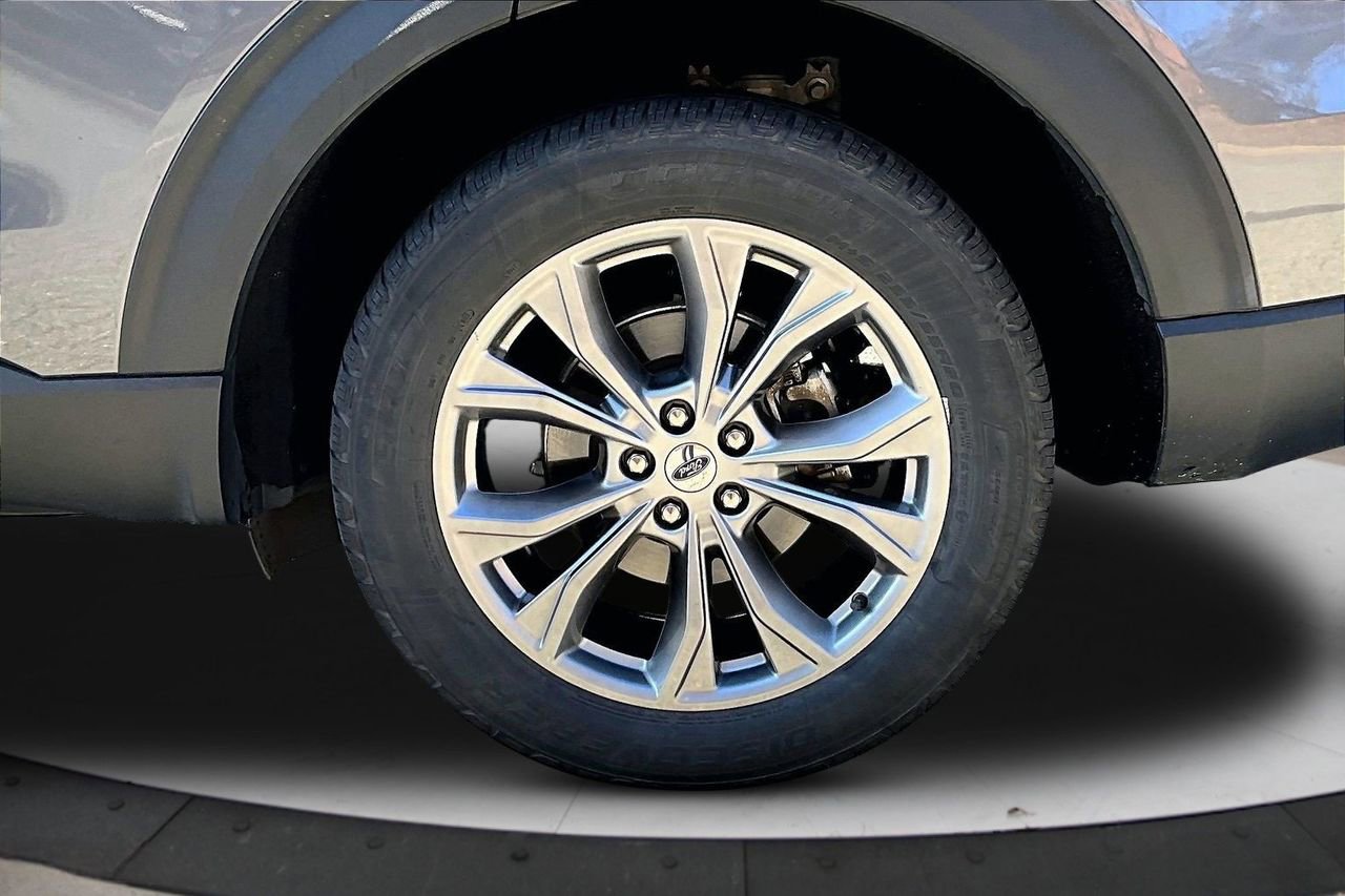 Used 2022 Ford Explorer XLT w/ Equipment Group 202A image 36