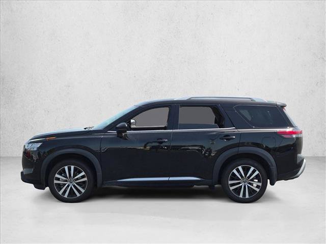 Used 2024 Nissan Pathfinder Platinum w/ Cargo Package FWD image 8