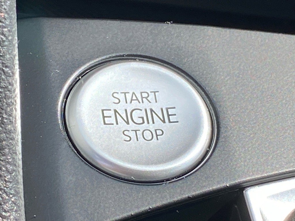 Used 2022 Volkswagen Taos SE image 19