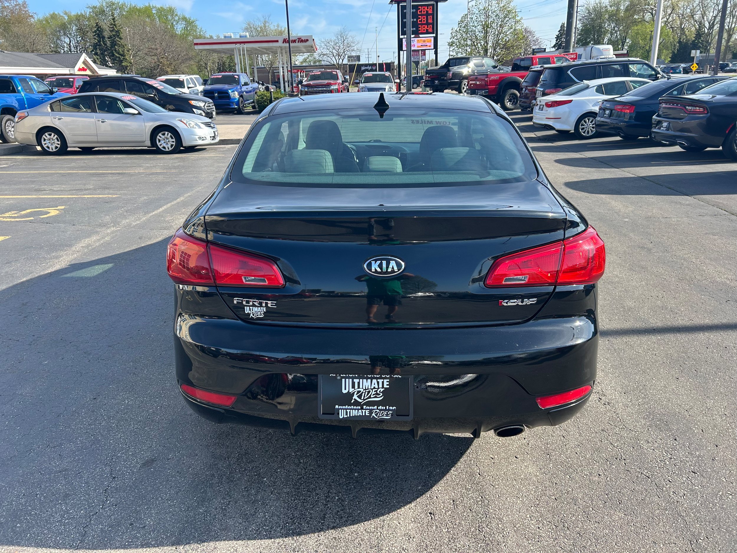 Used 2015 Kia Forte Koup EX FWD image 2