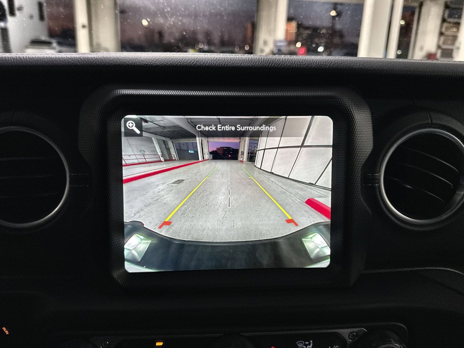 Used 2022 Jeep Gladiator Overland w/ Popular Equipment Package image 19