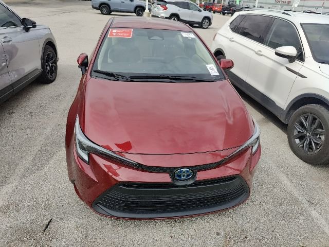 Used 2025 Toyota Corolla LE image 13