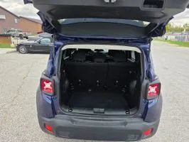 Used 2018 Jeep Renegade Latitude image 13