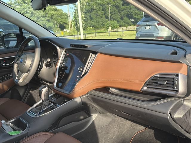 Used 2025 Subaru Outback Touring XT AWD/4WD image 19