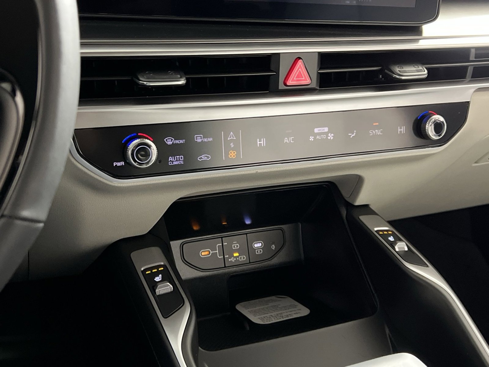 New 2026 Kia Sorento S image 19