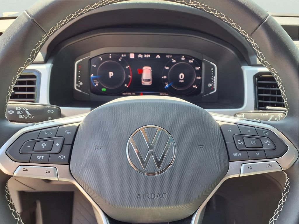 Used 2023 Volkswagen Atlas SEL AWD/4WD image 14