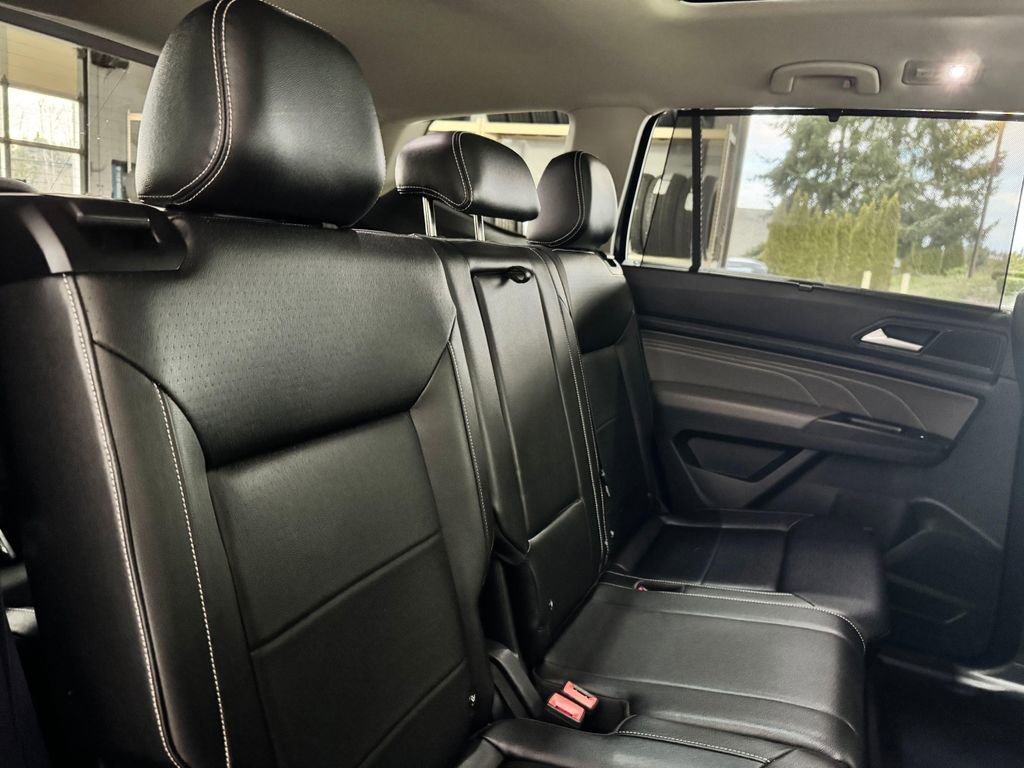 Used 2021 Volkswagen Atlas SEL R-Line image 28