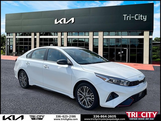 Used 2024 Kia Forte GT-Line w/ GT-Line Premium Package image 1