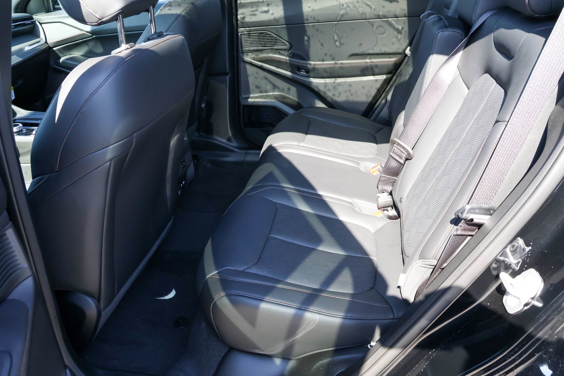 New 2026 Jeep Cherokee Overland w/ Advanced Pro Tech Group image 15