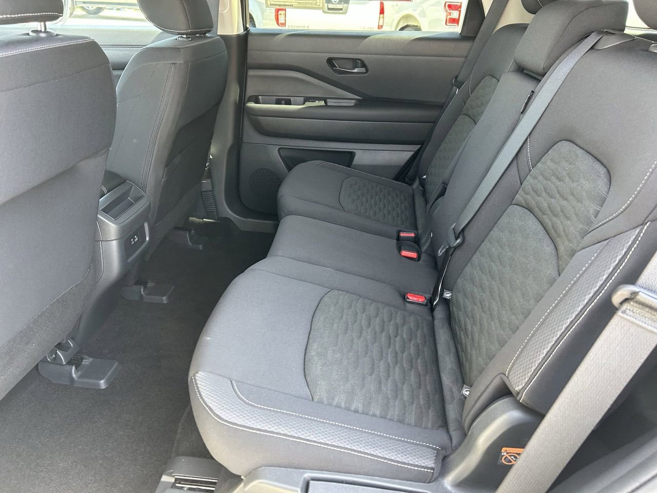 Certified 2024 Nissan Pathfinder S image 15