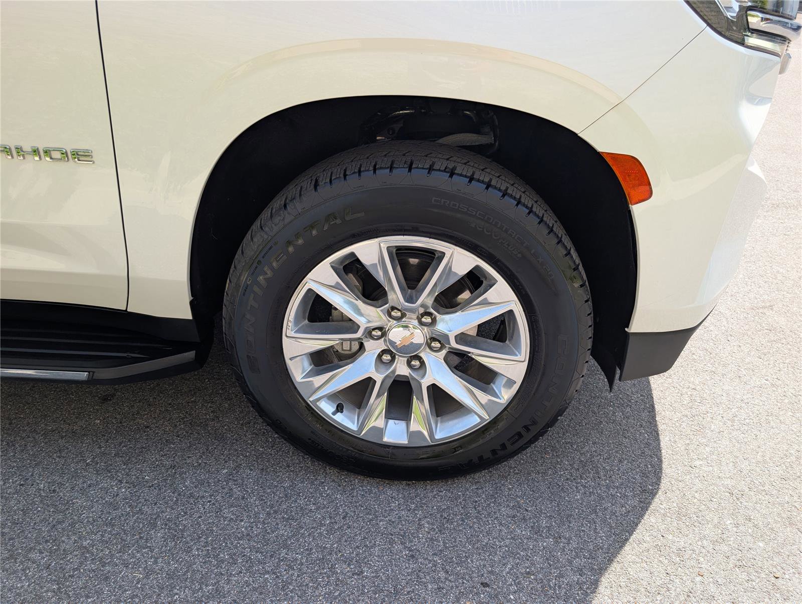Used 2023 Chevrolet Tahoe Premier AWD/4WD image 10