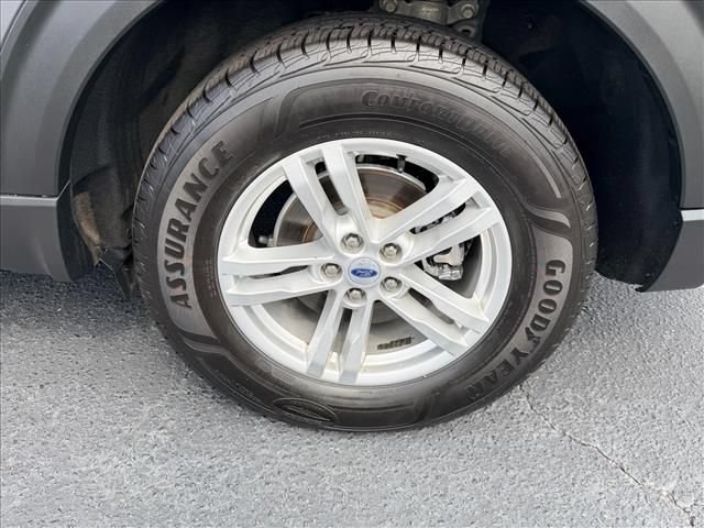Certified 2023 Ford Explorer XLT AWD/4WD image 15