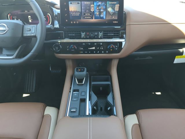 New 2026 Nissan Pathfinder Platinum FWD image 23