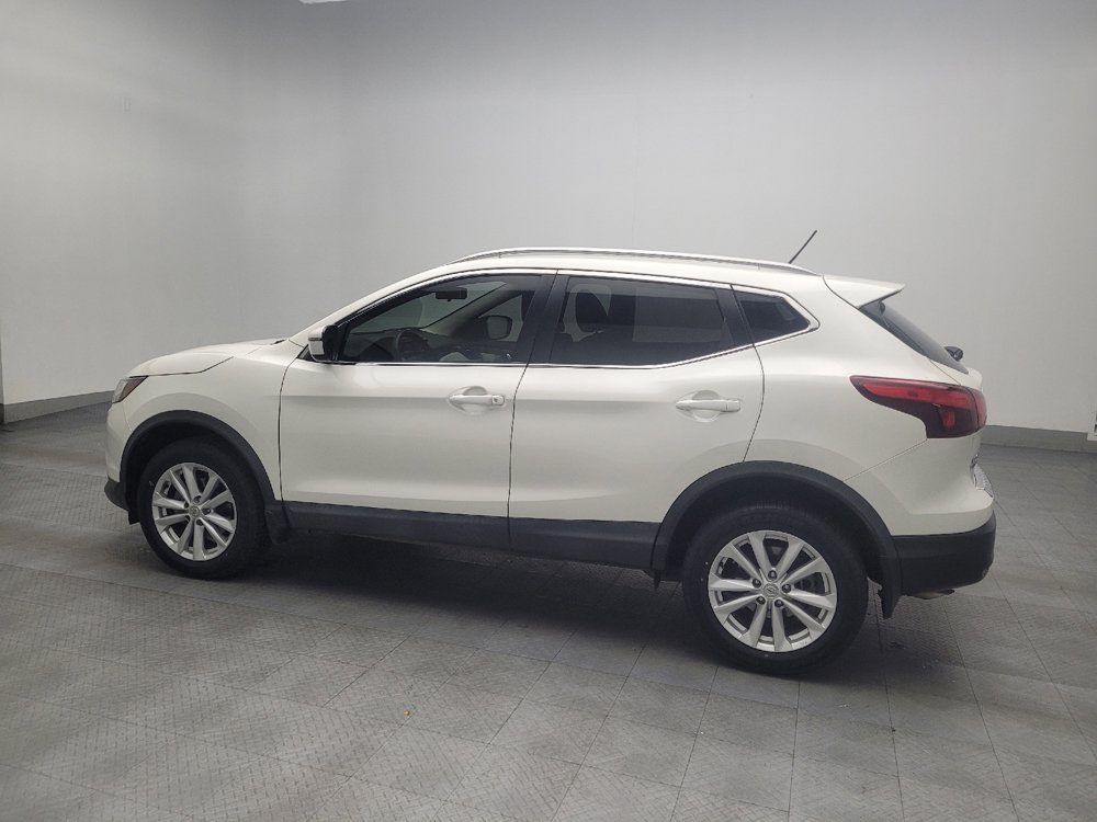 Used 2018 Nissan Rogue Sport SV image 3
