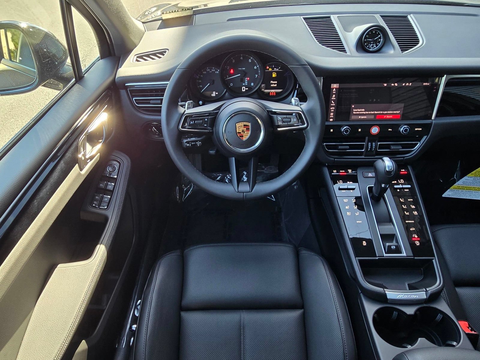New 2026 Porsche Macan AWD/4WD image 15