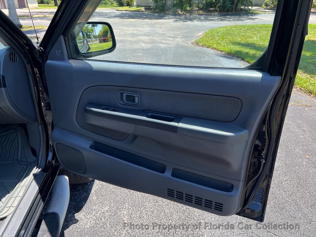 Used 2004 Nissan Xterra XE RWD image 48
