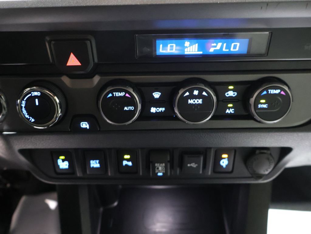 Used 2022 Toyota Tacoma TRD Off-Road w/ Technology Package image 28