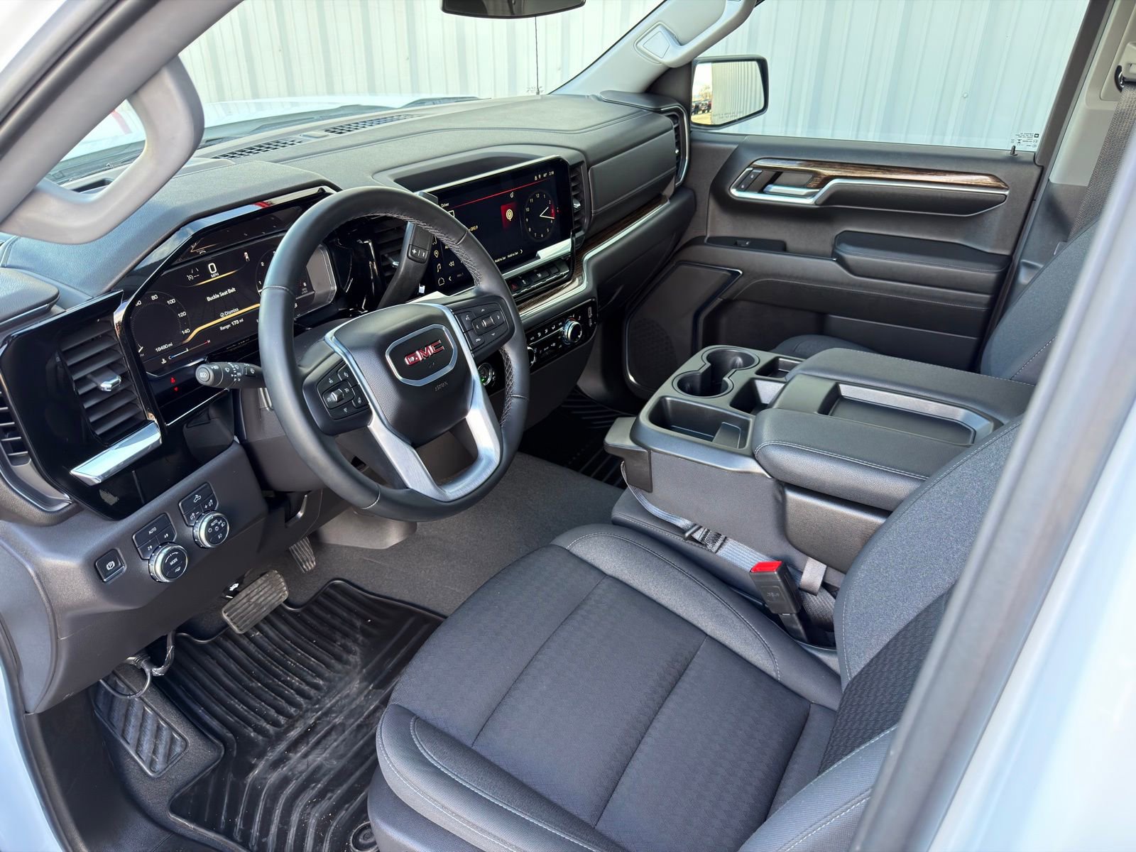 Used 2024 GMC Sierra 1500 Elevation image 19