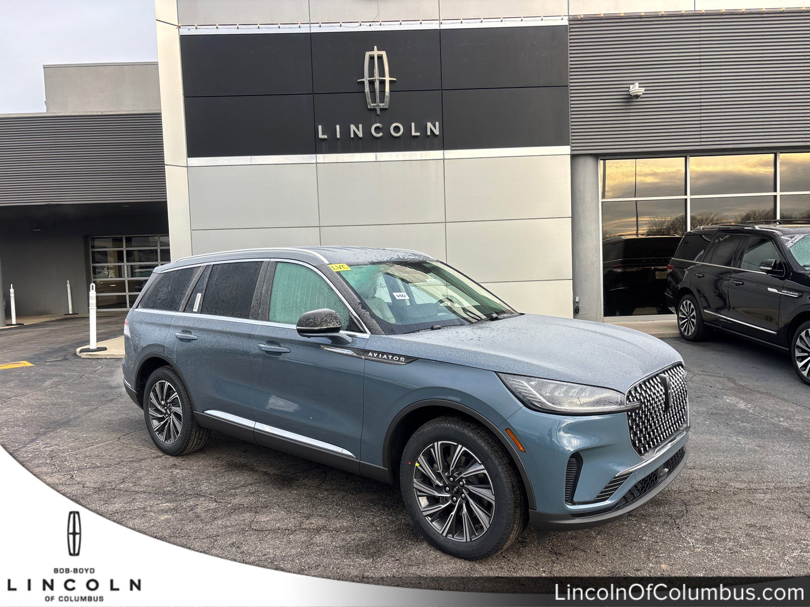 New 2026 Lincoln Aviator AWD image 1