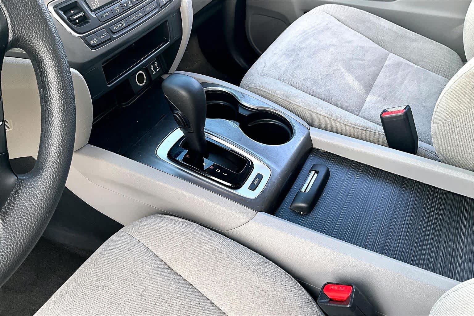 Used 2016 Honda Pilot EX image 17