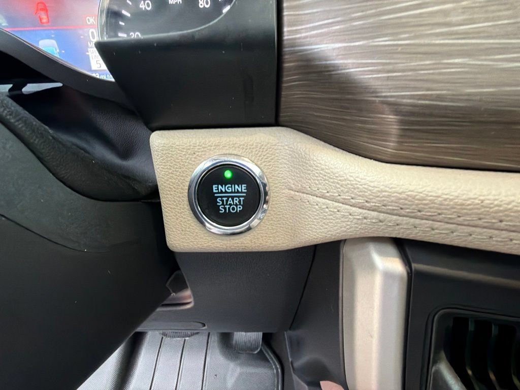 Used 2023 Ford Expedition Limited AWD/4WD image 34
