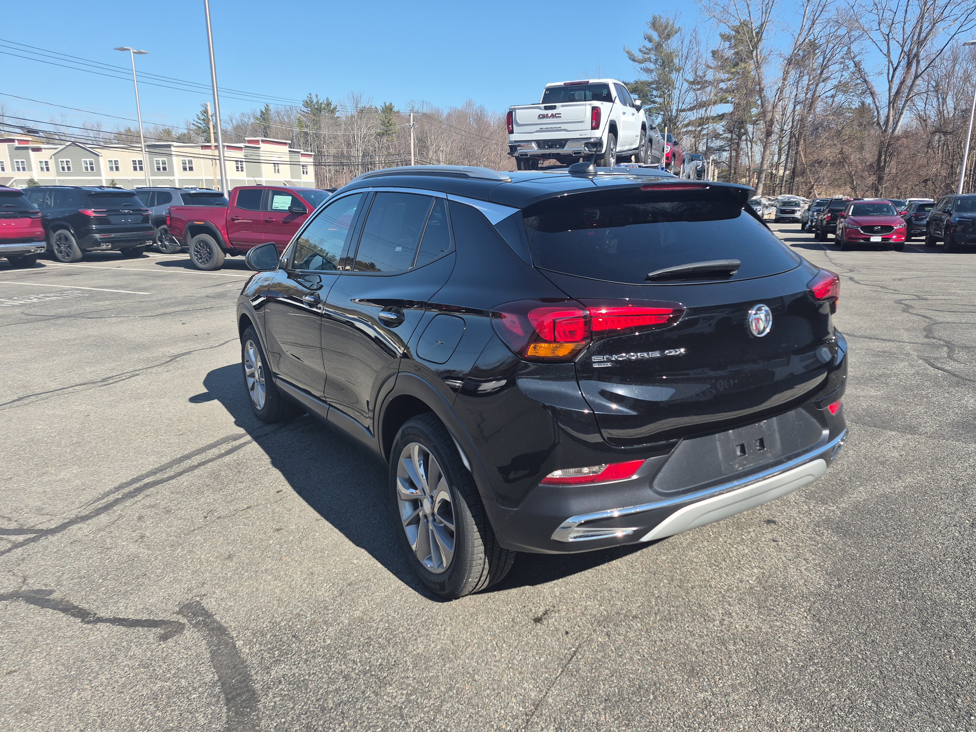 Used 2023 Buick Encore GX Essence w/ Experience Buick Package image 4