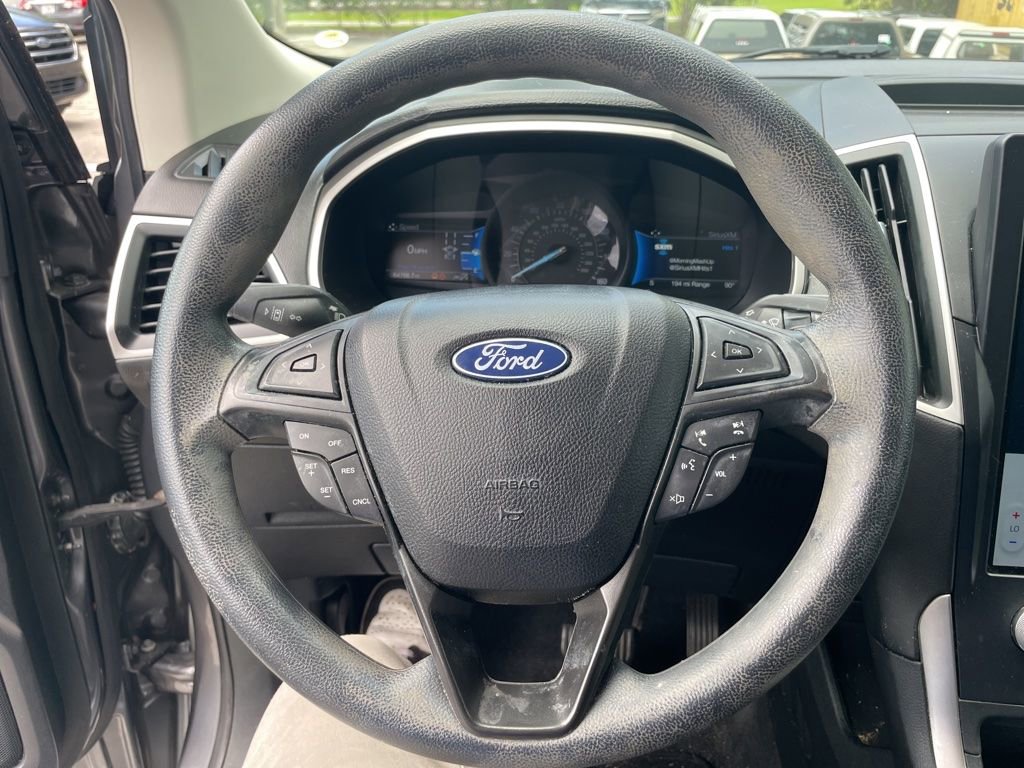 Used 2021 Ford Edge SE FWD image 12