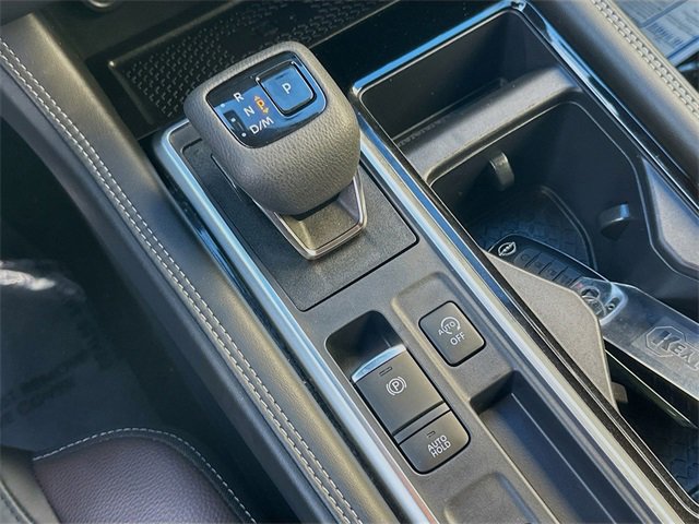 Used 2024 Nissan Pathfinder Platinum w/ Cargo Package image 14