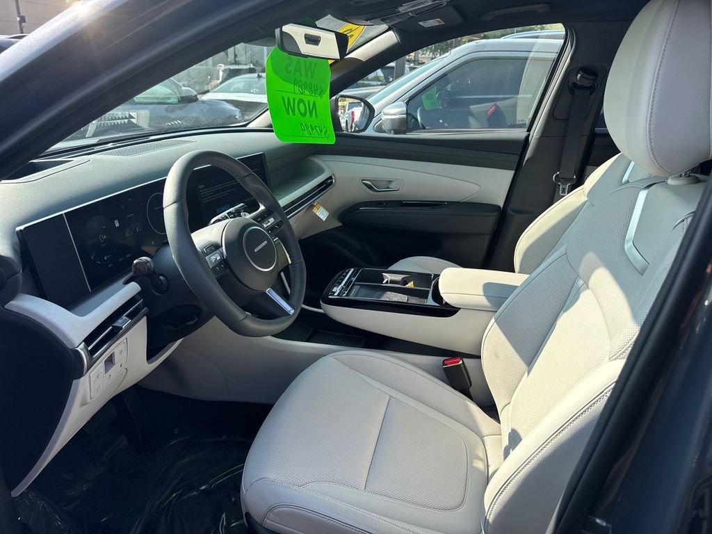 Certified 2026 Hyundai Tucson Limited AWD/4WD image 10