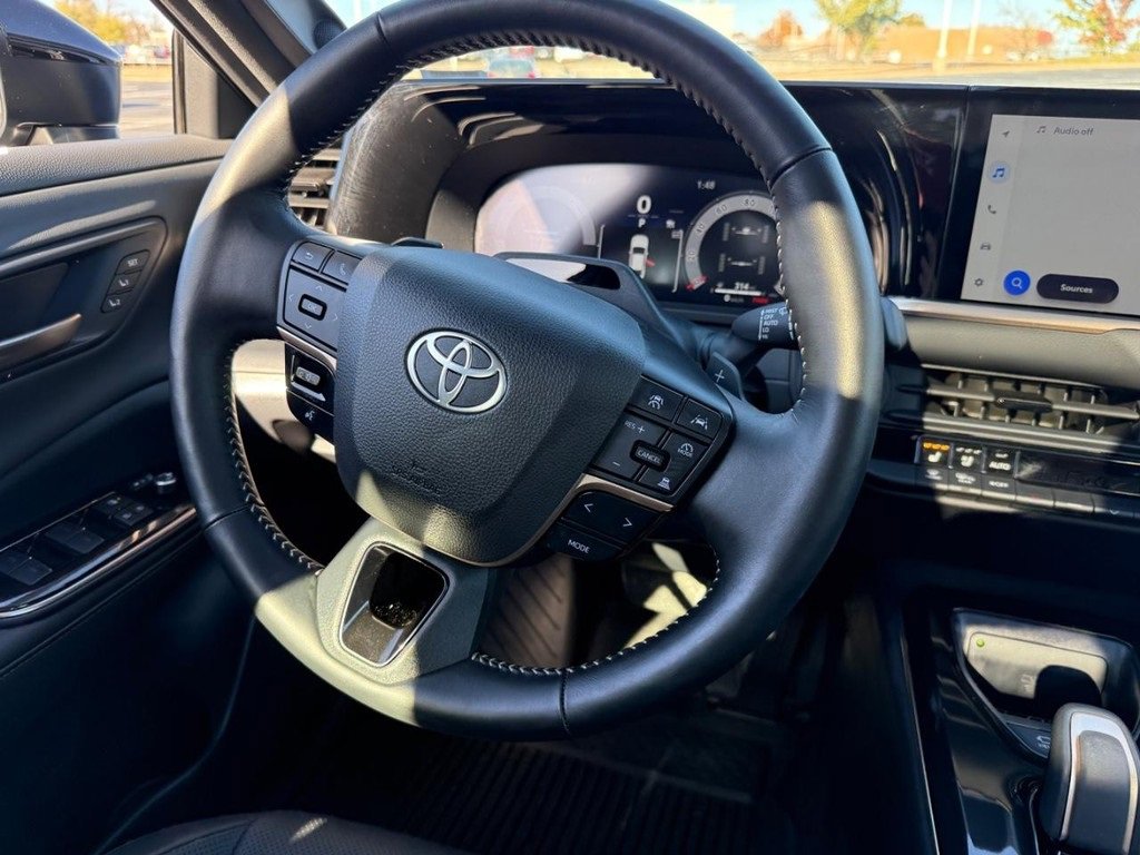 Certified 2025 Toyota Crown Platinum image 15