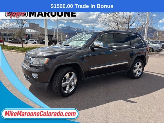 Used 2013 Jeep Grand Cherokee Overland Summit RWD image 3