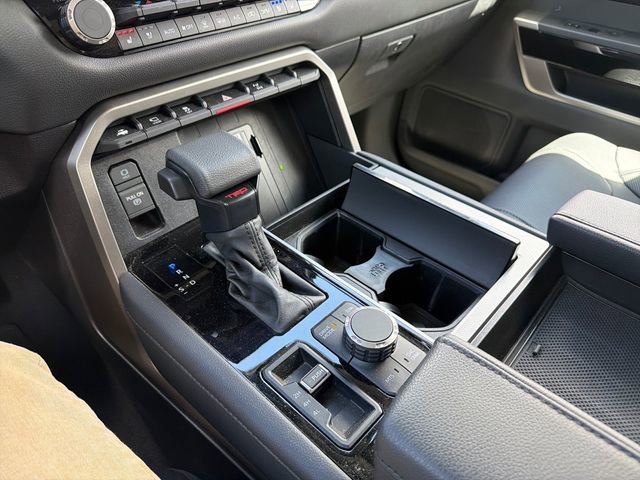 Used 2024 Toyota Sequoia Limited w/ TRD Off-Road Package AWD/4WD image 28