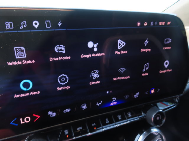 Certified 2024 Chevrolet Blazer EV LT AWD/4WD image 21