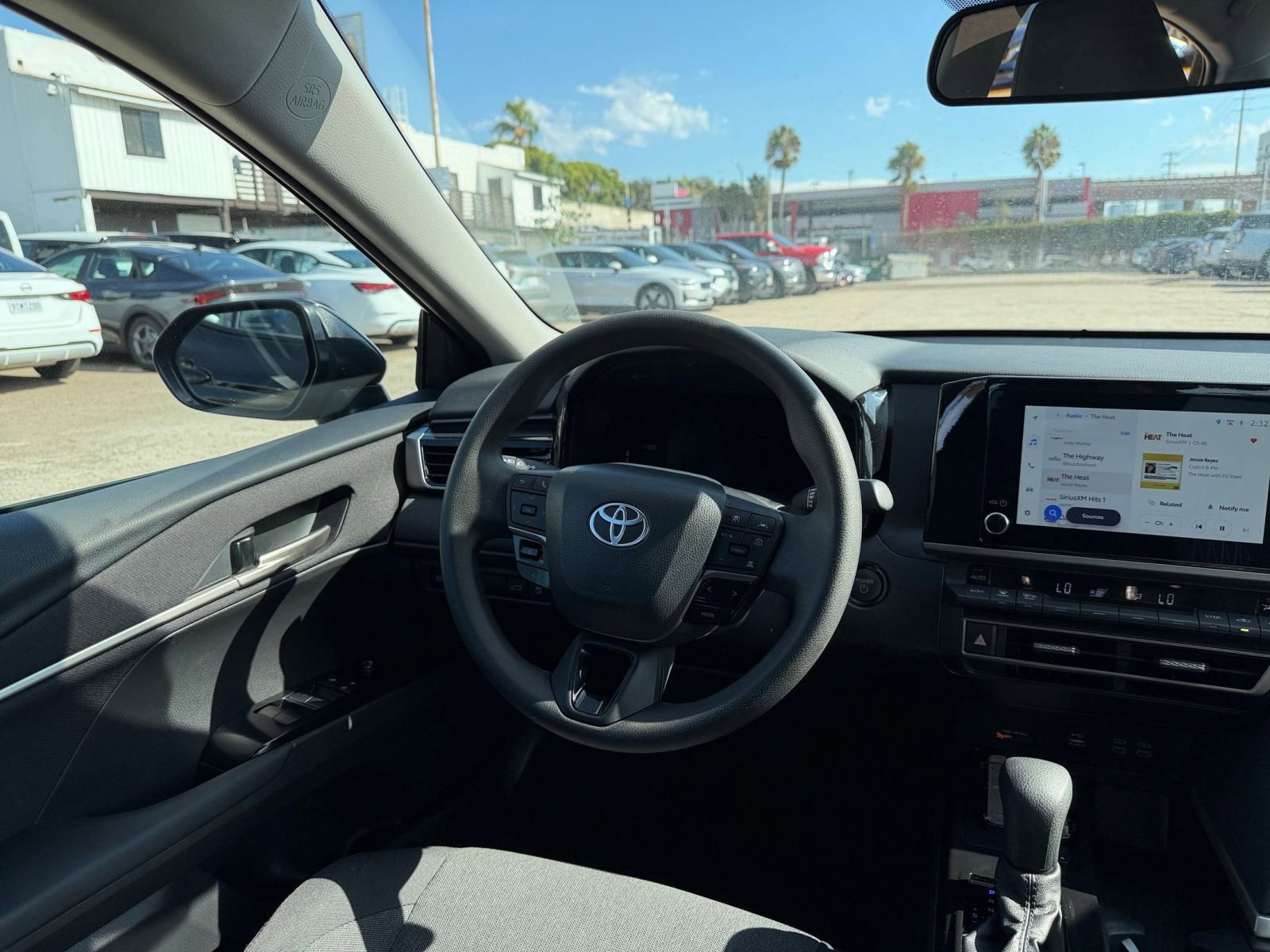 Used 2025 Toyota Camry LE image 33
