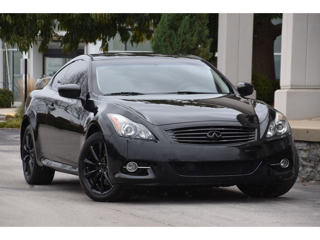 Used 2012 INFINITI G37 x w/ Premium Pkg