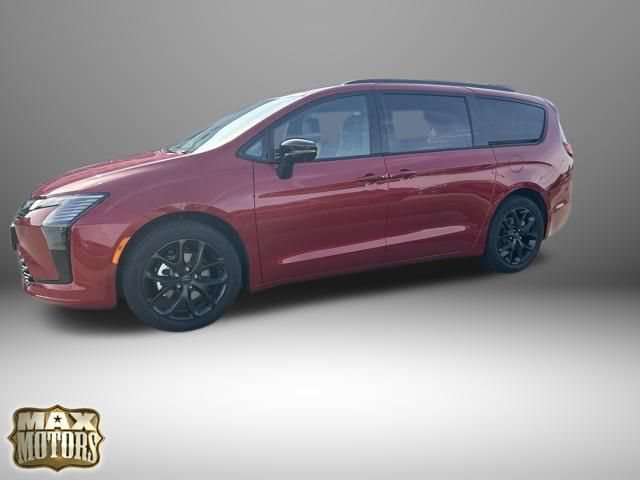 New 2027 Chrysler Pacifica Limited FWD image 3