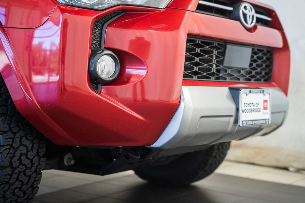 Used 2020 Toyota 4Runner TRD Off-Road AWD/4WD image 12