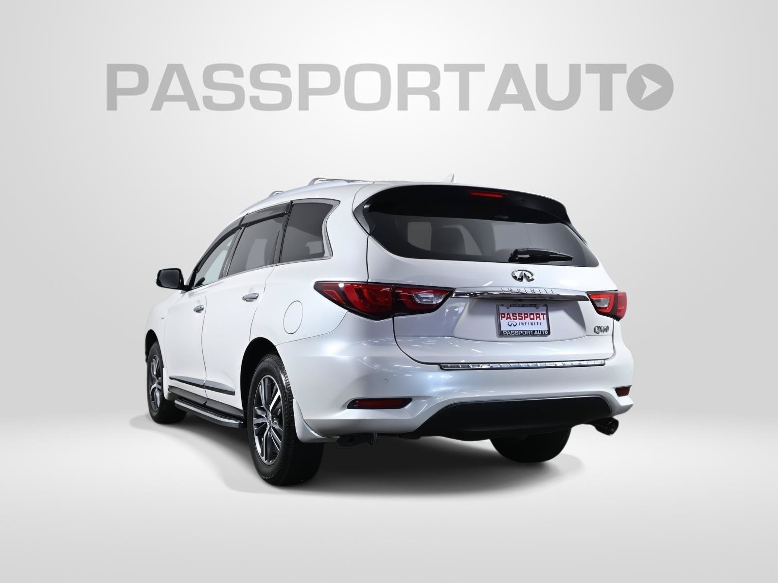 Used 2018 INFINITI QX60 Luxe w/ Premium Plus Package AWD/4WD image 4