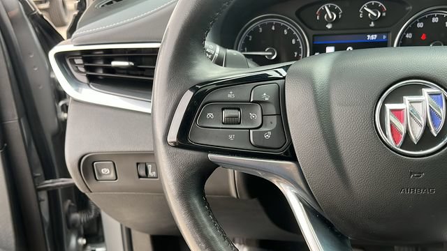 Used 2023 Buick Enclave Essence w/ Experience Buick Package FWD image 9