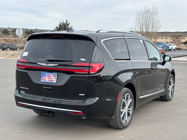 New 2026 Chrysler Pacifica Pinnacle image 5