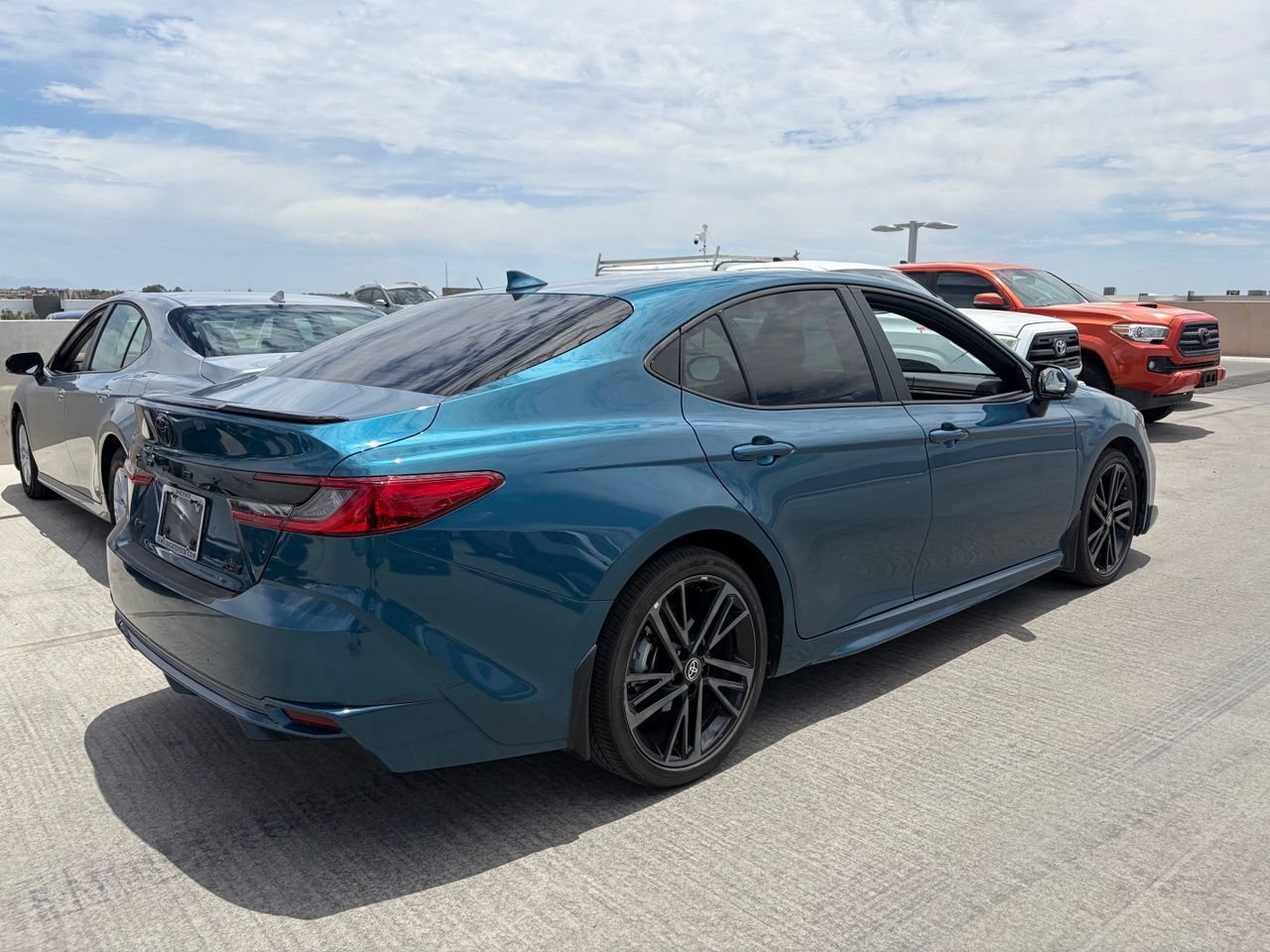 Used 2025 Toyota Camry XSE FWD image 2