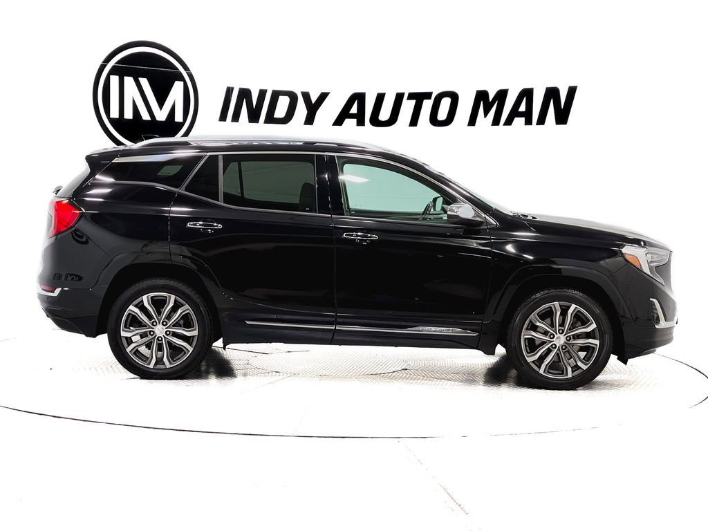 Used 2018 GMC Terrain Denali w/ Advanced Safety Package image 3
