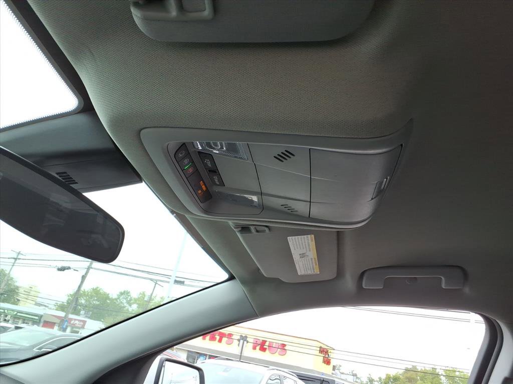 Certified 2023 GMC Acadia SLE w/ Driver Convenience Package image 35