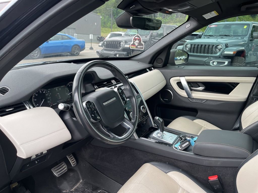 Used 2020 Land Rover Discovery Sport S R-Dynamic AWD/4WD image 6