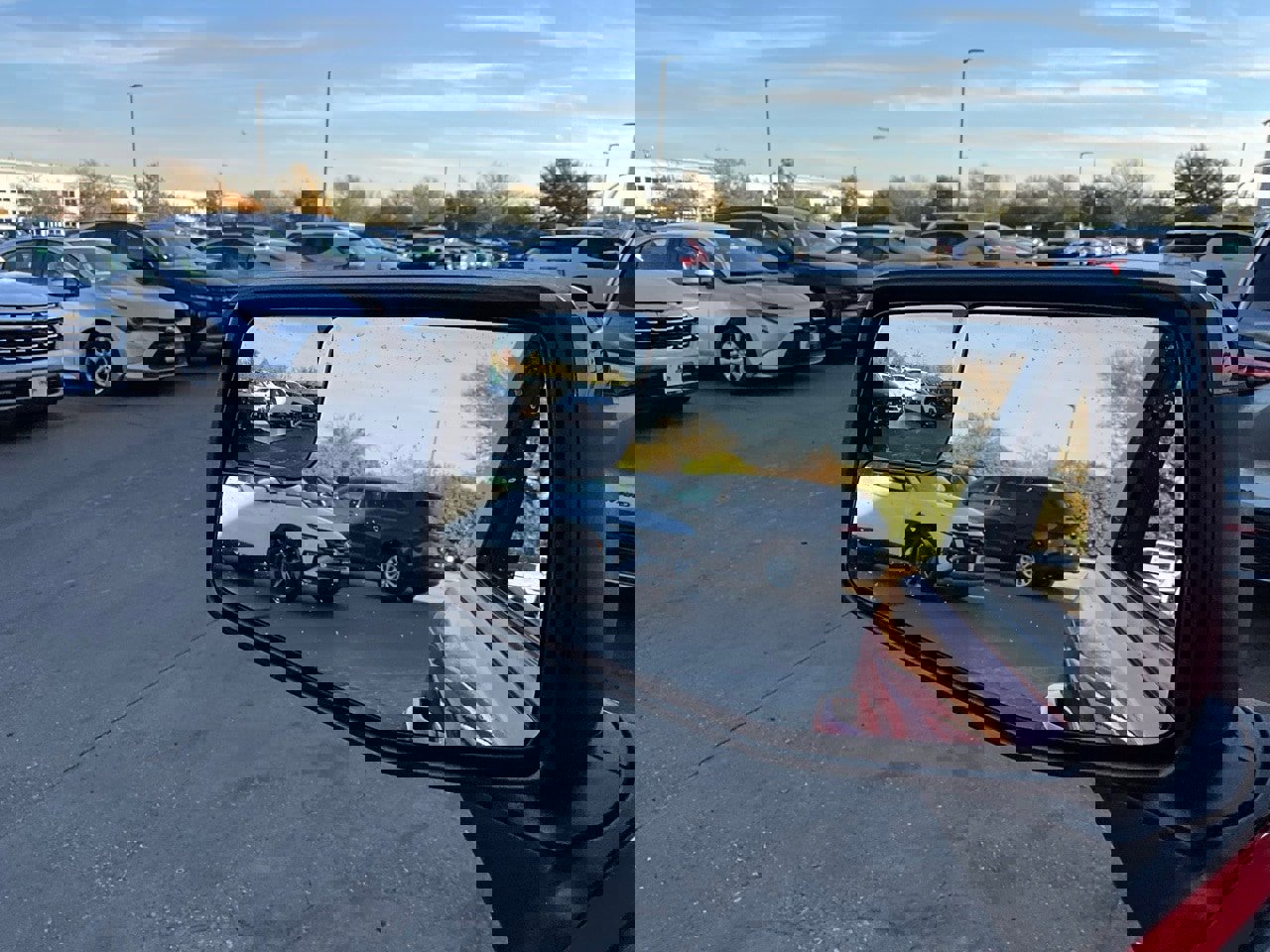 Used 2025 Chevrolet Silverado 1500 LT image 20