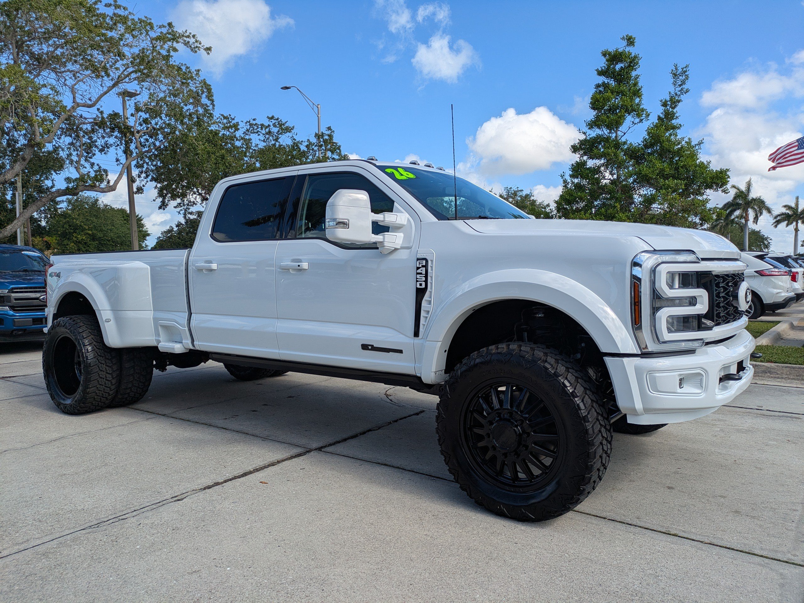 Used 2026 Ford F450 Lariat AWD/4WD image 2