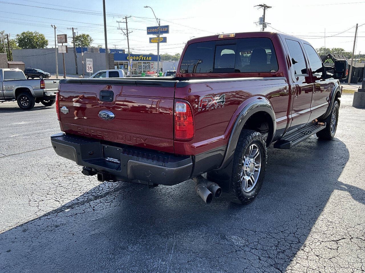 Used 2015 Ford F250 King Ranch w/ FX4 Off-Road Package AWD/4WD image 6