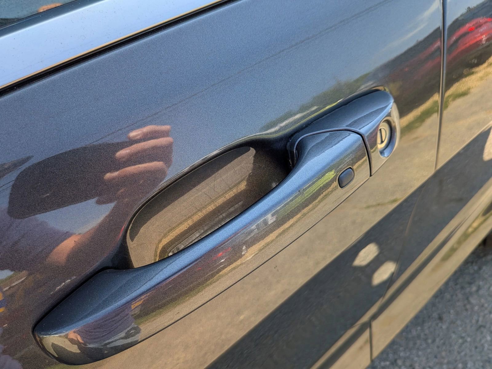 Used 2019 Jeep Grand Cherokee Laredo AWD/4WD image 12